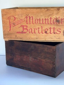 Vintage Wooden Advertising Crates Pear Box & Berrys Cutty Sark Whisky Box
