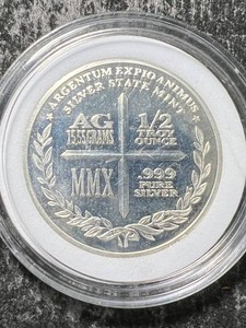 HALF TROY OZ .999 FINE SILVER ARMY ROUND IN AIRTITE