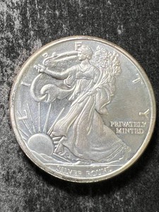 2 TROY OZ .999 FINE SILVER WALKING LIBERTY ROUND
