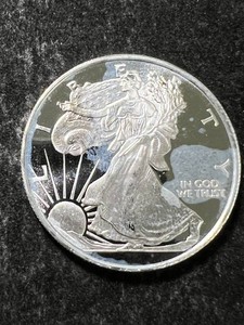 HALF TROY OZ .999 FINE SILVER AMERICAN EAGLE ROUND