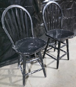 Ashley Furniture Hoop-Back Swivel Bar Stools