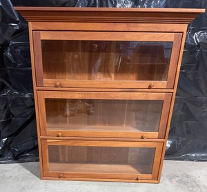 1990s Amish Heritage Furniture Solid Wood Barrister-Style Bookcase  Display Cabinet