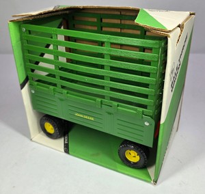 John Deere Bale Throw Wagon Toy in Original Box