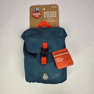 New Arcadia Trail Packable Tie Out & Leash