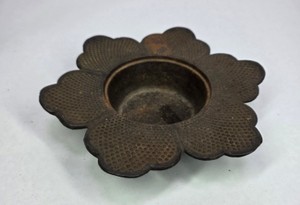 Vintage Cast Iron Flower-Shaped Decorative Dish