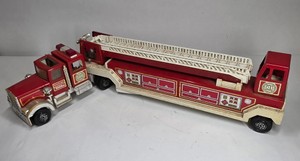 Vintage Tonka Hook & Ladder Fire Truck with Detachable Tractor Cab