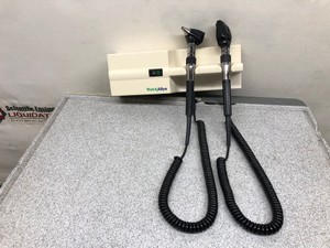 81270 - Welch Allyn 767 Oto/ Ophthalmoscope