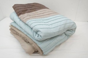 multi colored queen size comforter