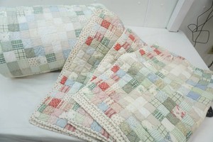 quilted blanket 104 x 92 and 3 quilted pillow shams