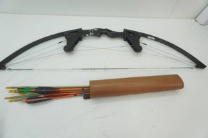 Herters compound bow 55# 28 with vintage quiver and arrows
