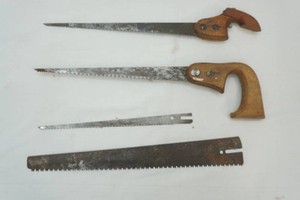 vintage hand saws with extra blades