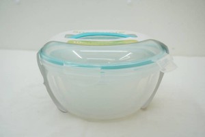 Snap ware Enter-Tainers storage bowl set NIP