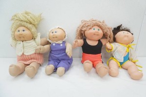 4 Cabbage Patch Dolls