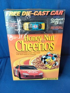 2001 General Mills Honey Nut Cheerios promotional cereal box