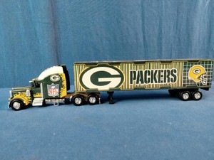 Fleer Collectibles Green Bay Packers Semi Truck & Trailer dated from around 2005