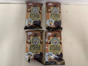4x Dog Treats Peanut Butter & Carob Sandwich Cremes