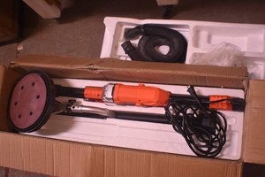 WEN DW6395 Variable Speed 6.3-Amp Drywall Sander with Mid-Mounted Motor Current price$169.73
