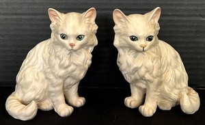 DR - Vintage Cat Figurines - Pair of Seated Long-Haired Figures