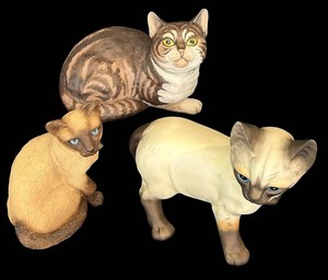 DR - Vintage Cat Figurines - Franklin Porcelain Fascination, 3pc