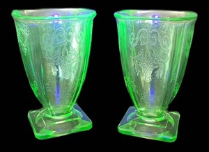 K - Uranium Glass Tumblers - Indiana Glass Horseshoe Pattern Pair