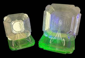 DR - Vintage Indiana Uranium Glass Lorain Plates - Lot of 8
