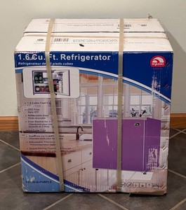 LLK - New Igloo 1.6 Cu. Ft. Compact Refrigerator
