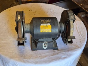 Central Machinery 10 Bench Grinder 115V 12HP 1750RPM - Works