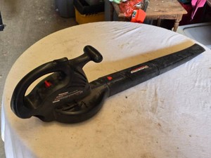 Yardworks 7 Amp Electric Blower Sweeper - Works