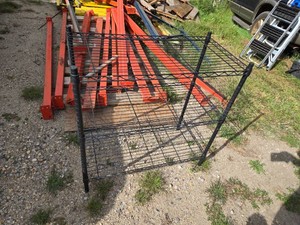 Metal Wire Shelving Unit (Pallet rack not included)
