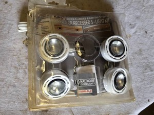 Halogen 10 Watt Dimmable Combilight Under Cabinet Lighting Kit