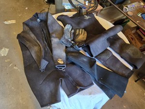 Scuba Diving Wetsuit Set Including Xcel Hydro Gear and Gloves