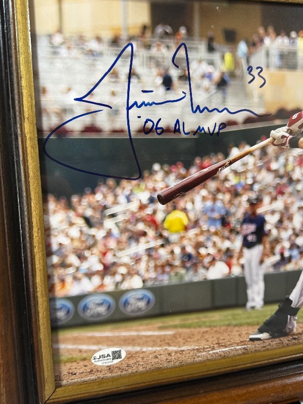 ジョージ・A・ロメロとジョン・A・ルッソのサイン Justin Morneau Autograph w/ JSA Authentication Inscribed 