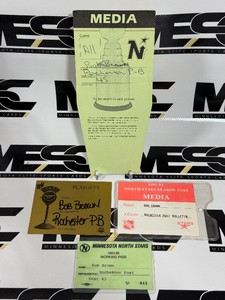 (4) Minnesota North Stars Hockey Season Passes, Media Passes