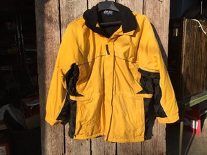 DUTCH HARBOR GEAR - Mens XL Hooded Jacket - Appears Nice