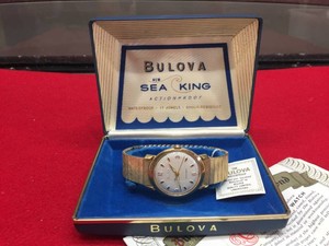 Wow Vintage Mens BULOVA SEA KING Watch - Like a Time Capsule