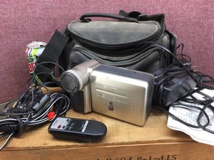 Vintage SHARP VL-E785U Camcorder - Powered On