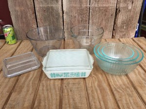 PYREX & PAMPERED CHEF - Casserole - Bowls - Batter Bowls - Butter