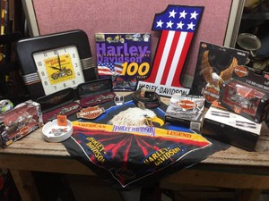 Group HARLEY DAVIDSON - Collectibles