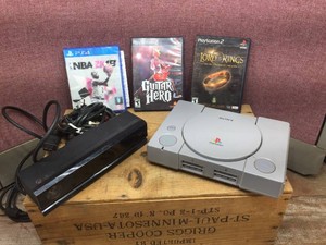 Vintage SONY PLAYSTATION - XBOX - Games