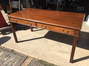 Smark Looking KITTINGER T510-60-WA Mahogany TableDesk - Nice