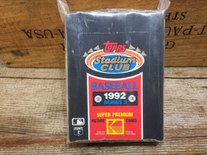 1992 TOPPS - STADIUM CLUB - BASEBALL - Super Premium Picture Cards - Sealed