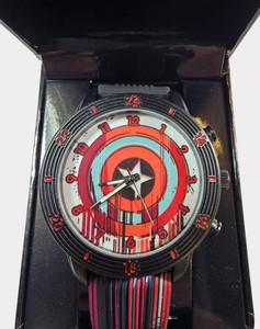 NEW OLD STOCK Marvel Captain America Shield Watch  48mm  Black Multicolor Strap  Box