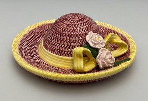 Vintage Seymour Mann Hand Painted Italian Ceramic Hat Wall Art 7.5