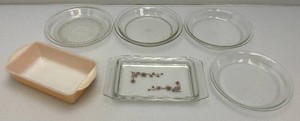 Vintage Pyrex Items Including Pie Dishes And More