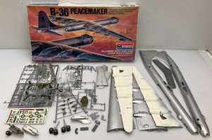 Vintage Monogram 172 Scale B-36 Peacemaker Model Kit In Original Box Seems Complete