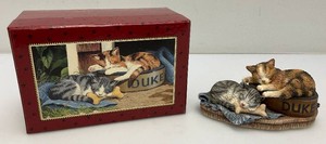Vintage Collectible Curious Cats Cat Nap Figurine Music Box In Original Box