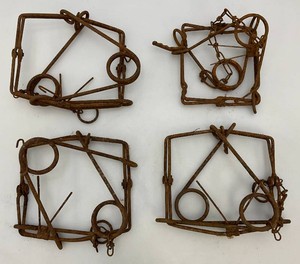 Conibear Traps 5 x 5 & 6 x 8