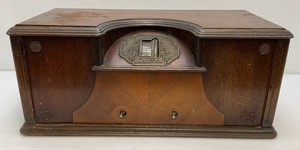 1929 Zenith Model 33 Tube Radio Needs Work