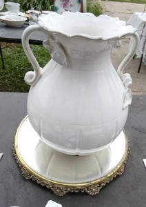 Beautiful ceramic vase and mirror base