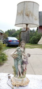 Italian Capodimonte lamp 45 tall